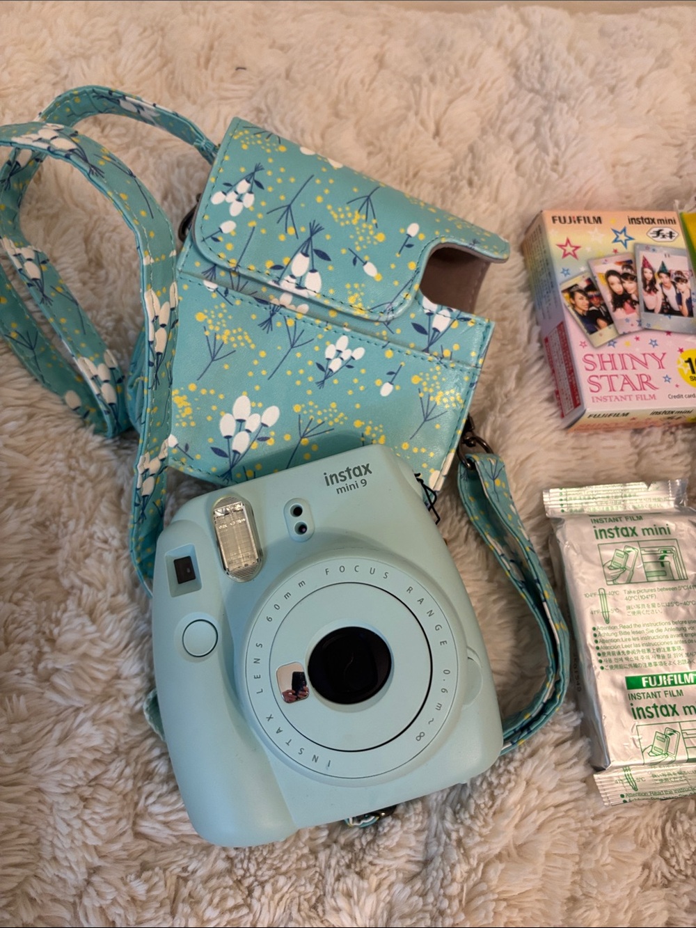 Fujifilm instax mini 9 Instant Camera - Mint Blue Plus Accessories